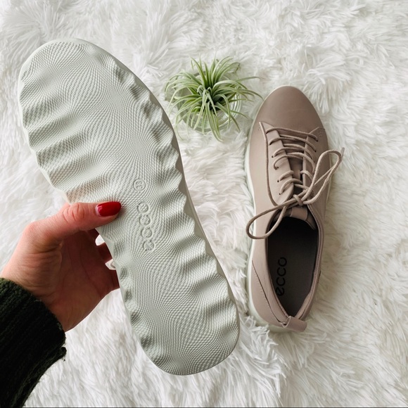 ecco flexure runner tie